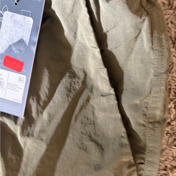 Men’s New VRST Men's 5" All-In Unlined Short Shorts Olive Green Shine Size XL - Picture 7 of 7